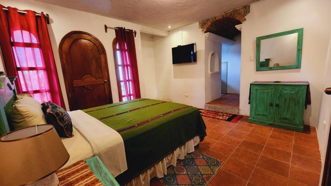 Hotel Casa Miranda à Antigua Extérieur photo